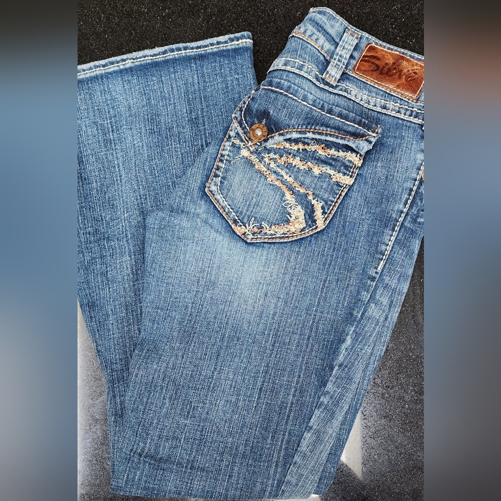 SILVER JEANS EUC Suki Surplus Bootcut Size 30 x 32